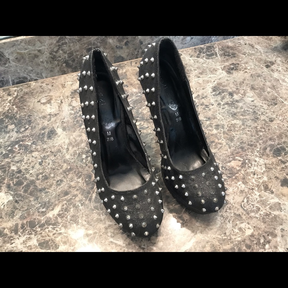 Rue 21 metal spike heels 7/8